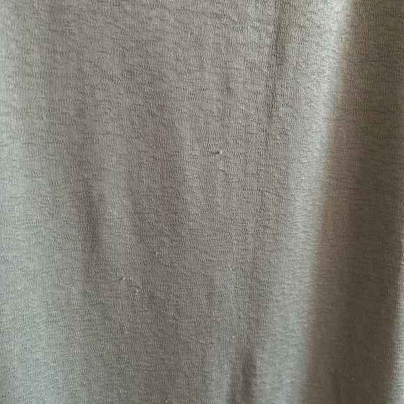 *SOLD* Workout Tank, Size Large - Picture 3 of 5